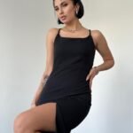 Siyah Sırt Dekolteli Elbise