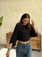 Kadın Kayık Yaka Yarasa Kol Dökümlü Kısa Bluz - Görsel 4