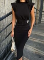 Kadın Bisiklet Yaka Vatkalı Broş Detay Kısa Kol Midi Boy Elbise