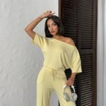 Kadın İsa Kollu Kayık Yaka Bluz Ve Pantolon Misal Kumaş Ikili Takım