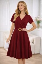 Kadın Kısa Kollu Kruvaze Yakalı önden Toka Detaylı Kısa Viskon Elbise - Görsel 2