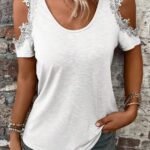 Kadın Omuzlardan Açık Yuvarlak Yakalı Viskon Bluz