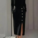 Kadın Uzun Kollu Bisiklet Yakalı Yandan Yırtmaçlı Düğmeli Midi Ithal Krep Elbise