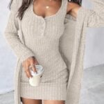 Kadın Askılı Yuvarlak Yakalı önü Düğmeli şardonlu Kaşkorse Mini Elbise Ve Kısa Ceket