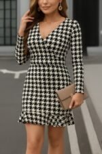 Kadın Uzun Kollu Kruvaze Yaka Kazayağı Mikro Mini Boy Elbise