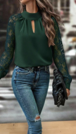 Kadın Uzun Kollu Göğüs Pencere Detay Yaka Boğazlı Kolları Tüllü Sandy Bluz