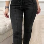 Kadın Yüksek Bel Belden Kuşaklı Yırtık Detaylı Kot Pantolon