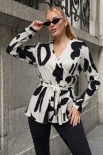 Kadın Uzun Kollu Kruvaze Yakalı Yandan Bağlamalı Kısa Beli Kuşaklı Modal Bluz