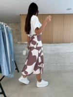 Kadın Kısa Kollu Bisiklet Yaka Viskon Bluz Ve Desenli Süprem Etek Ikili Takım - Görsel 4