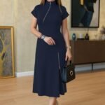 Kadın Kısa Kollu Yakadan Ve Etekten Fermuarlı Midi Viskon Iki Iplik Elbise