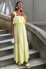 Etek Ucu Brode Nakışlı Boyundan Bağlamalı Elbise 2881 - Görsel 4