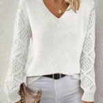 Kadın Uzun Kollu V Yaka Kol Delikli Baklava Desen Detaylı Triko Kazak