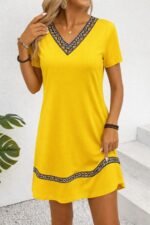 Kadın Kısa Kollu V Yakalı Etnik Desen şerit Detaylı Viskon Elbise - Görsel 2