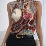 Kadın Kolsuz Balıkçı Yaka Desenli Süprem Bluz