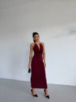 Kadın Boyun Aksesuarlı Halter Yaka Maxi Boy Sandy Kumaş Elbise - Görsel 9