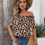 Kadın Madonna Yaka Fırfırlı Leopar Desenli Mikro Kumaş Bluz