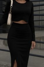 Kadın Uzun Kollu Bisiklet Yaka Kısa Krop Dalgıç Bluz Ile önden Yırtmaçlı Uzun Etek Ikili Takım - Görsel 2