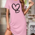 Kadın Kısa Kollu Bisiklet Yaka Kalp Desenli Viskon Elbise