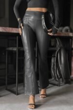 Kadın Yüksek Bel Paçaya Doğru Geniş Deri Pantolon - Görsel 3