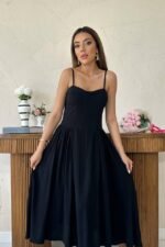 Siyah Göğüs Kuplu Uzun Büzgülü Elbise - Görsel 3