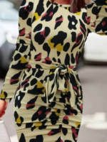 Kadın Uzun Kollu Yuvarlak Yaka Belden Kuşaklı önden Yırtmaçlı örme Krep Elbise - Görsel 2