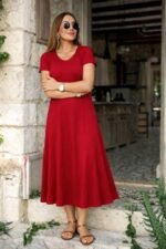 Kadın Kısa Kollu V Yakalı Yırtmaçlı Midi Viskon Elbise