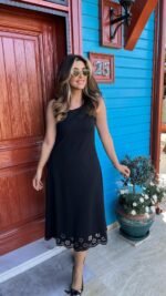 Kadın Kolsuz Etek Ucu Lazer Kesim çiçek Desenli Midi Boy Janjan Krep Elbise - Görsel 2