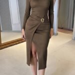 Kadın Uzun Kollu Kruvaze Yaka Yandan Toka Detaylı önden çapraz Detaylı Ottoman Elbise