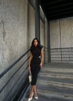 Kadın Bisiklet Yaka Vatkalı Broş Detay Kısa Kol Midi Boy Elbise - Görsel 3