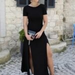 Kadın Kısa Kollu Sırt Dekolte Detay önü çift Yırtmaçlı Viskon Elbise