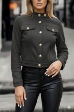 Kadın Uzun Kollu Yakadan Ve önden Düğmeli Süet Kısa Ceket