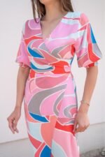 Fuşya Desenli Yırtmaçlı Elbise - Görsel 4