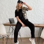 Kadın Bisiklet Yaka Kısa Kol Leopar Desen Bluz Ve Pantolon Ikili Takım