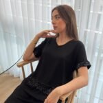 Kadın Kısa Kollu V Yakalı Pul Payetli Viskon Iki Iplik Bluz Ve Pantolon Ikili Takım