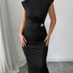 Kadın Yarı Balıkçı Yaka Kısa Kollu çicek Aksesuar Detaylı Midi Dalgıç Elbise