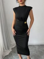 Kadın Yarı Balıkçı Yaka Kısa Kollu çicek Aksesuar Detaylı Midi Dalgıç Elbise