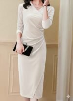 Kadın Uzun Kollu Kruvaze Yakalı Yandan Büzgülü önden çapraz Detaylı Midi Kadife Elbise