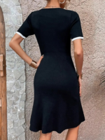 Kadın Kısa Kollu Bisiklet Yaka Yandan Yırtmaçlı Renkli şerit Detay Janjan Krep Elbise - Görsel 5