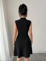 Kadın Yarım Balıkçı Yaka Pencere Dekolte Ve çift Renk Detay Mini Elbise - Görsel 4