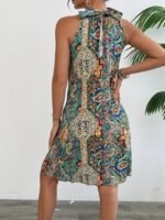 Kadın Sıfır Kol Boyundan Askılı Desenli Midi Süprem Elbise - Görsel 4