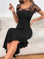 Kadın Kısa Kollu Yakası Açık Dantel Detaylı Fırfırlı Asimetrik Janjan Krep Elbise