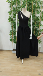 Kadın Omuzlardan Açık Asimetrik Yaka Detaylı Yırtmaçlı Maksi Boy Janjan Krep Elbise - Görsel 6