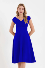 Kadın Kısa Kollu Kruvaze Yaka Eteği Volanlı Krep Elbise - Görsel 4