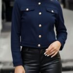 Kadın Uzun Kollu Yakadan Ve önden Düğmeli Süet Kısa Ceket