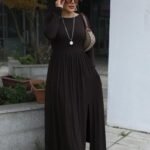 Kadın Kayık Yaka Sırt Dekoltesi Ve Yırtmaç Detay Maxi Boy Elbise