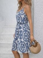 Kadın Ip Askılı V Yakalı Düğmeli Desenli Kısa Süprem Elbise - Görsel 2