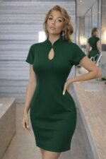 Kadın Kısa Kollu Damla Yaka Detaylı Yakası Bağcık Detaylı Kısa Ithal Krep Elbise