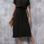 Kadın Kısa Kollu Yakası Açık Belden Bağlamalı Yırtmaçlı Viskon Elbise