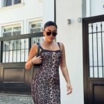 Kadın Dalgıç Kumaş Dijital Leopar Baskılı Midi Boy Elbise