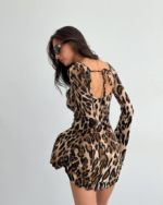 Kadın Uzun Kollu Sırtı Açık Bağlamalı Leopar Desenli Kısa Dalgıç Elbise - Görsel 6